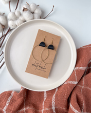 Load image into Gallery viewer, Leather & Brass Circle Earrings