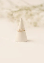 Load image into Gallery viewer, Sunna Ring Acorn Home + Apparel