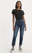 Load image into Gallery viewer, Levi's® Wedgie Straight