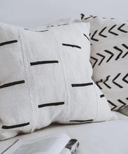 Load image into Gallery viewer, African Mudcloth Throw Pillows Acorn Home + Apparel