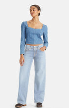 Load image into Gallery viewer, Levi&#39;s® Superlow Loose Jeans
