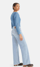 Load image into Gallery viewer, Levi&#39;s® Superlow Loose Jeans
