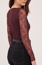 Load image into Gallery viewer, Bella Top Acorn Home + Apparel
