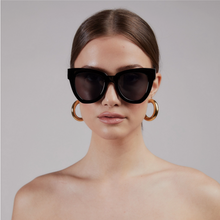 Load image into Gallery viewer, Audrey Hepburn style sunglasses black or tortoise, Shady Lady.
