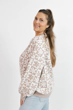 Load image into Gallery viewer, Floral Checkered Sweater Acorn Home + Apparel
