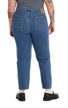 Load image into Gallery viewer, Levi&#39;s® 501® Original Plus
