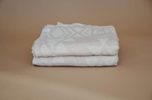 Load image into Gallery viewer, Oversized Turkish Towel
