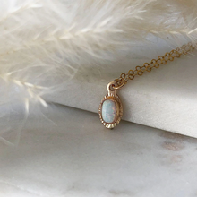 Load image into Gallery viewer, Heritage Opal Pendant Necklace
