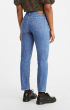 Load image into Gallery viewer, Levi&#39;s® Wedgie Icon Fit - Athens Hera
