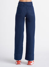Load image into Gallery viewer, High Rise Wide Leg Jeans
